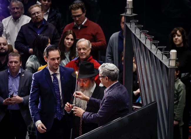 Calgary mayor says she didn't attend Hanukkah ceremony because it was too political | iNFOnews.ca