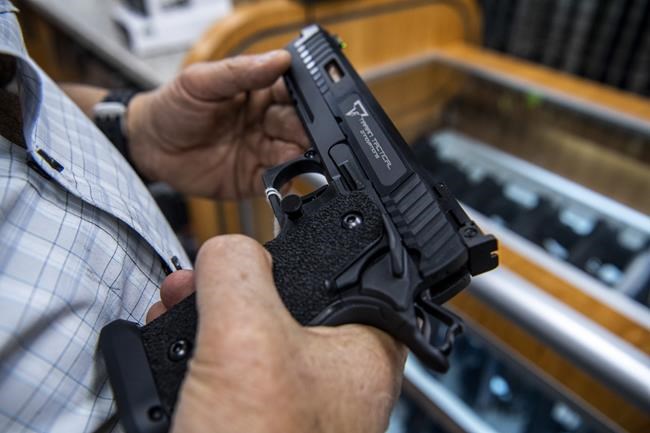 New York can enforce laws banning guns from 'sensitive locations' for now, U.S. appeals court rules | iNFOnews.ca New York can enforce laws banning guns from 'sensitive locations' for now, U.S. appeals court rules | iNFOnews.ca