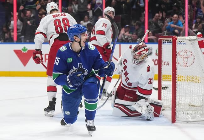 Vancouver Canucks hang on to beat resilient Carolina Hurricanes 4-3 | iNFOnews.ca Vancouver Canucks hang on to beat resilient Carolina Hurricanes 4-3 | iNFOnews.ca
