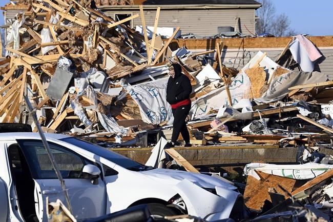 Tennessee residents clean up after severe weekend storms killed 6 people and damaged neighborhoods | iNFOnews.ca