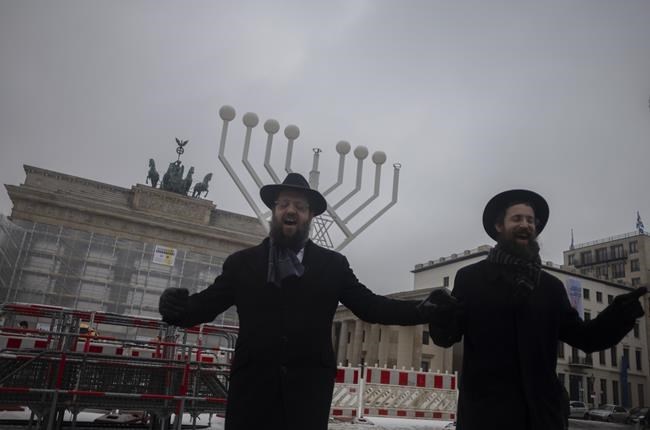 Holocaust survivors will mark Hanukkah amid worries over war in Israel, global rise of antisemitism | iNFOnews.ca