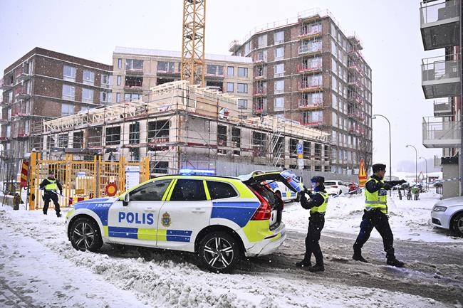 Swedish authorities say 5 people died when a construction elevator crashed to the ground | iNFOnews.ca Swedish authorities say 5 people died when a construction elevator crashed to the ground | iNFOnews.ca