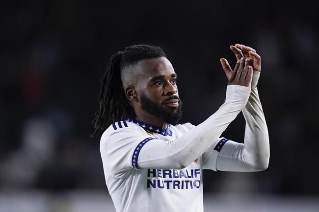 CF Montréal acquires Canadian defender Edwards from LA Galaxy | iNFOnews.ca