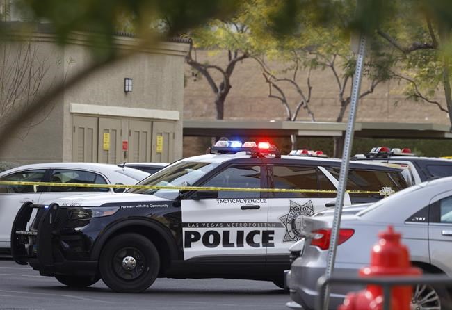 Man shoots woman and 3 children, then himself, at Las Vegas apartment complex, police say | iNFOnews.ca