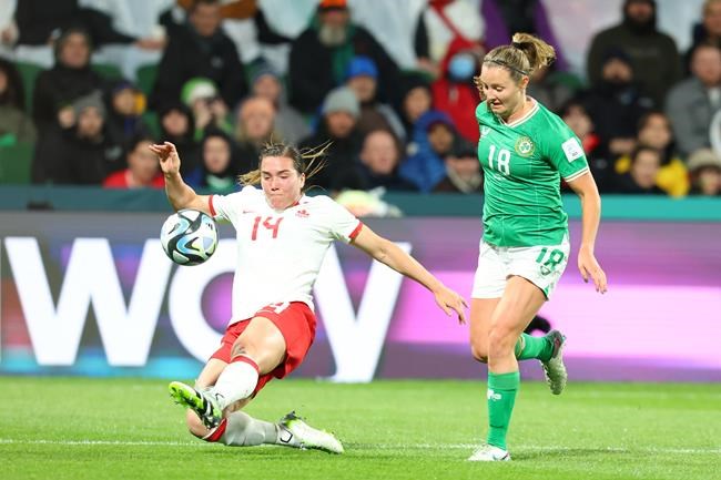 Lyon rewards Canadian international defender Vanessa Gilles with loan extension | iNFOnews.ca Lyon rewards Canadian international defender Vanessa Gilles with loan extension | iNFOnews.ca