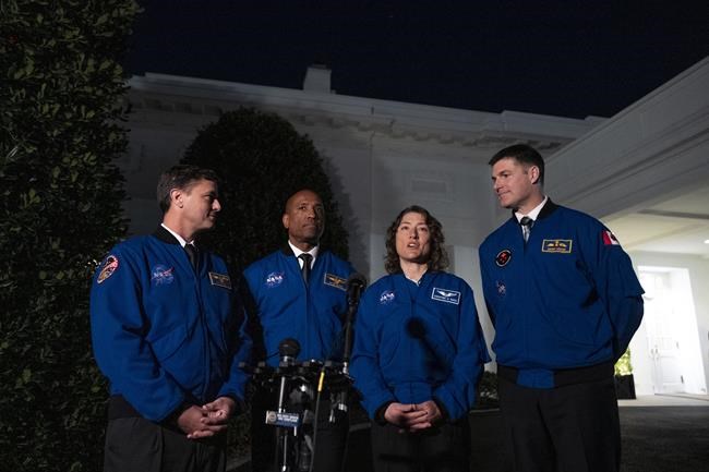 Biden hosts four NASA astronauts, the first crew aiming to fly around the moon in a half-century | iNFOnews.ca