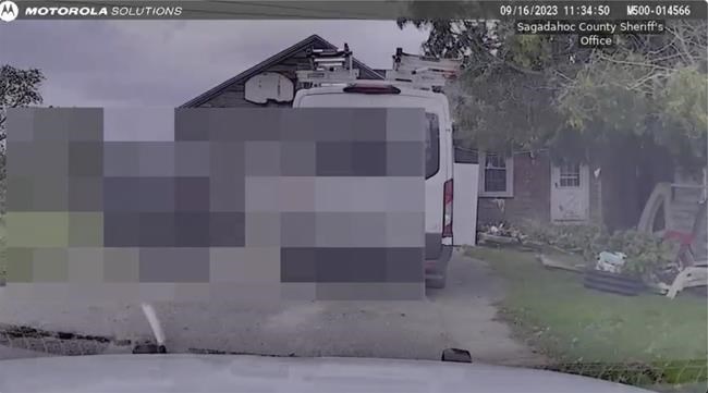 Authorities knew Maine shooter was a threat but felt confronting him was unsafe, video shows | iNFOnews.ca Authorities knew Maine shooter was a threat but felt confronting him was unsafe, video shows | iNFOnews.ca