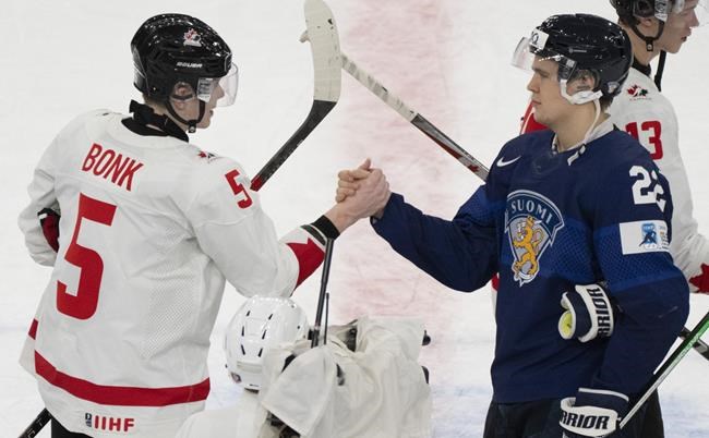 World junior players, coaches on post-game handshakes after NL ban: 'Tough to hear' | iNFOnews.ca World junior players, coaches on post-game handshakes after NL ban: 'Tough to hear' | iNFOnews.ca