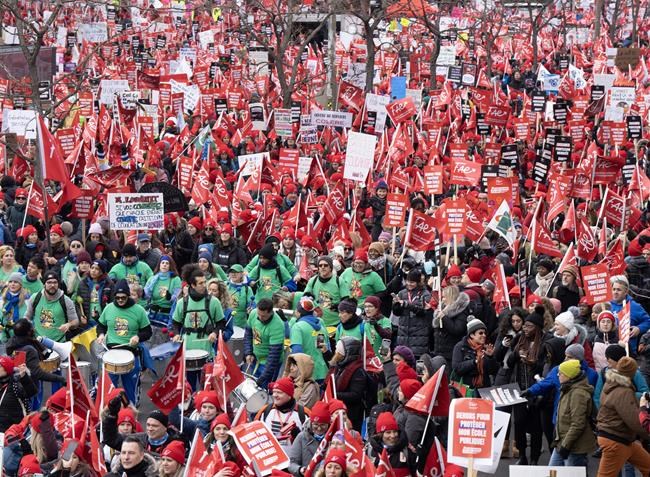 Quebec reaches tentative deal on salaries with union representing 420K workers | iNFOnews.ca