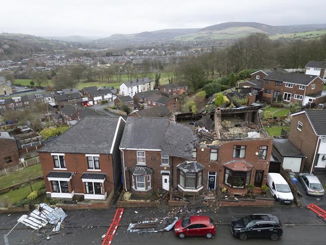 Storm Gerrit disrupts trains and leaves thousands without power as it batters northern UK | iNFOnews.ca