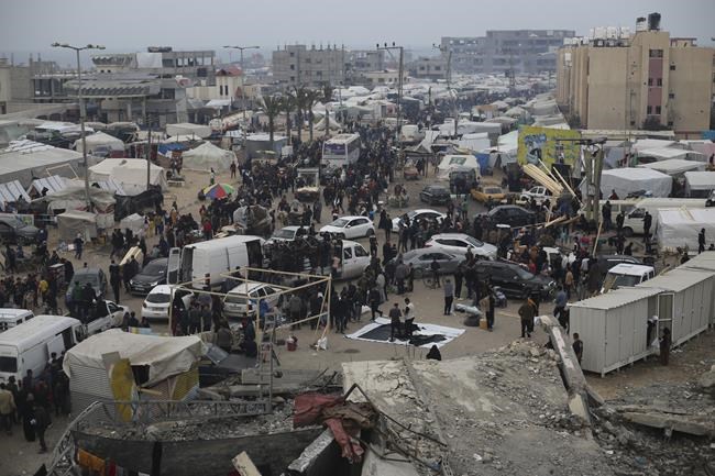 In the news today: Palestinians streaming into Rafah as Israeli offensive widens | iNFOnews.ca In the news today: Palestinians streaming into Rafah as Israeli offensive widens | iNFOnews.ca