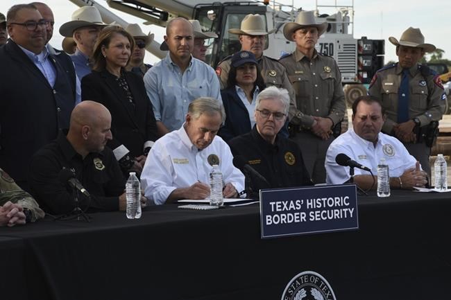 Justice Department sues Texas over law that would let police arrest migrants who enter US illegally | iNFOnews.ca Justice Department sues Texas over law that would let police arrest migrants who enter US illegally | iNFOnews.ca