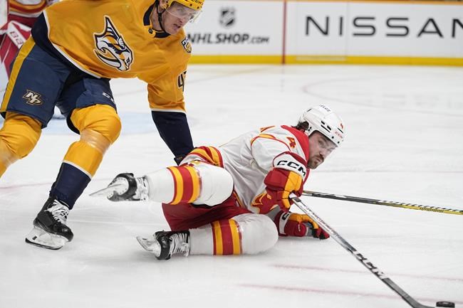 Flames score 4 goals in 1st, beat Predators 6-3 for 3rd straight win | iNFOnews.ca Flames score 4 goals in 1st, beat Predators 6-3 for 3rd straight win | iNFOnews.ca