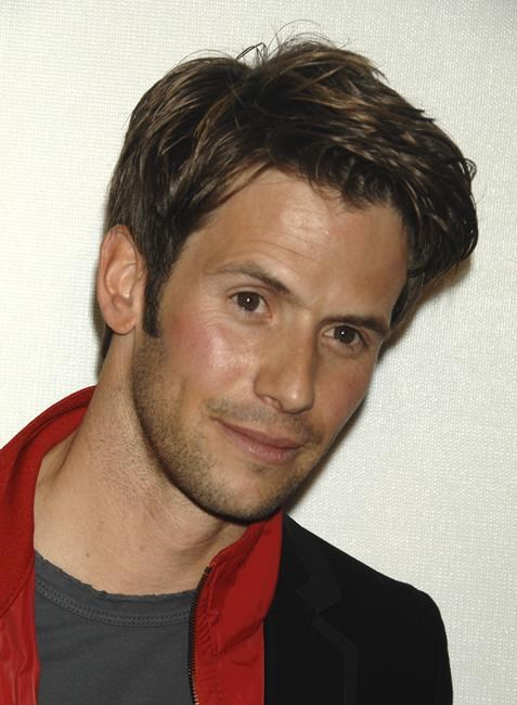 US actor Christian Oliver and his 2 daughters died in a plane crash in the Caribbean, police say | iNFOnews.ca