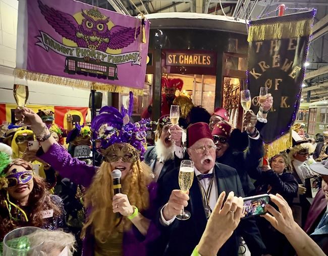 Carnival begins in New Orleans with Phunny Phorty Phellows, king cakes, Joan of Arc parade | iNFOnews.ca