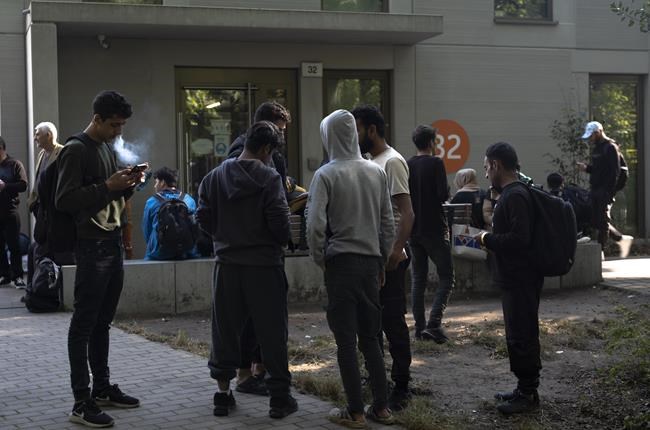 Some 350,000 people applied for asylum in Germany in 2023, up 51% in a year | iNFOnews.ca Some 350,000 people applied for asylum in Germany in 2023, up 51% in a year | iNFOnews.ca