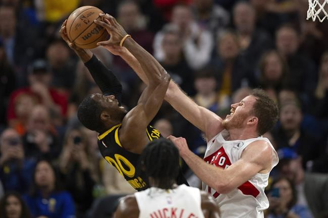 Raptors centre Jakob Poeltl out indefinitely with left ankle sprain | iNFOnews.ca