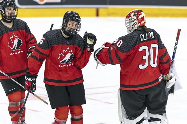 Canada advances to semis at U18 women's hockey worlds after shutting out Swiss | iNFOnews.ca