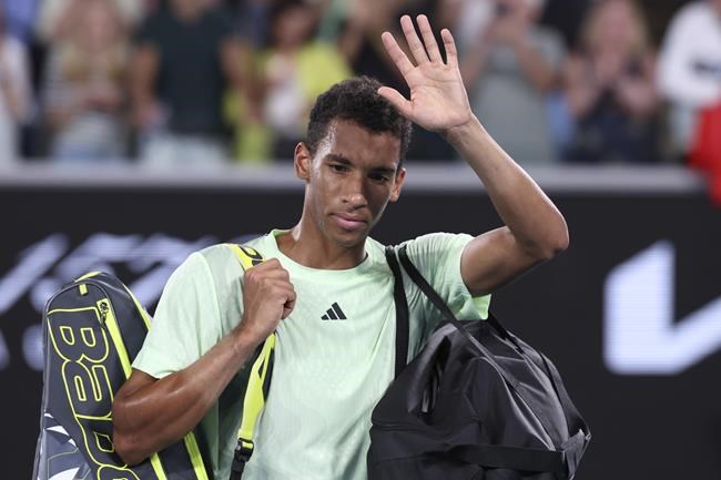 Canada's Auger-Aliassime falls to Medvedev at Australian Open | iNFOnews.ca