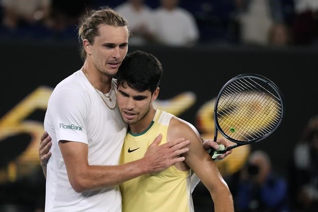Zverev ousts Alcaraz to move into Australian Open semis against Medvedev; Zheng into 1st semifinal | iNFOnews.ca Zverev ousts Alcaraz to move into Australian Open semis against Medvedev; Zheng into 1st semifinal | iNFOnews.ca