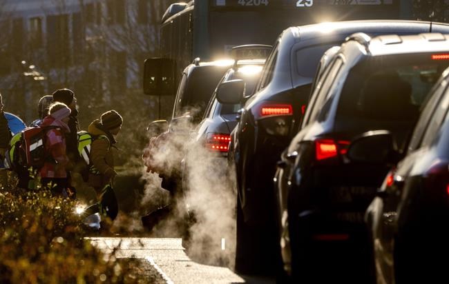 EU's zero-emission goal remains elusive as new report says cars emit same CO2 levels as 12 years ago | iNFOnews.ca EU's zero-emission goal remains elusive as new report says cars emit same CO2 levels as 12 years ago | iNFOnews.ca
