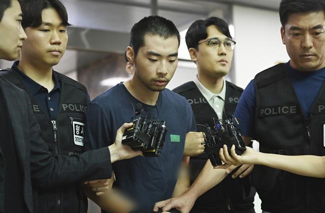 South Korean court convicts 23-year-old man in car-and-stabbing attack that killed 2 and injured 12 | iNFOnews.ca South Korean court convicts 23-year-old man in car-and-stabbing attack that killed 2 and injured 12 | iNFOnews.ca