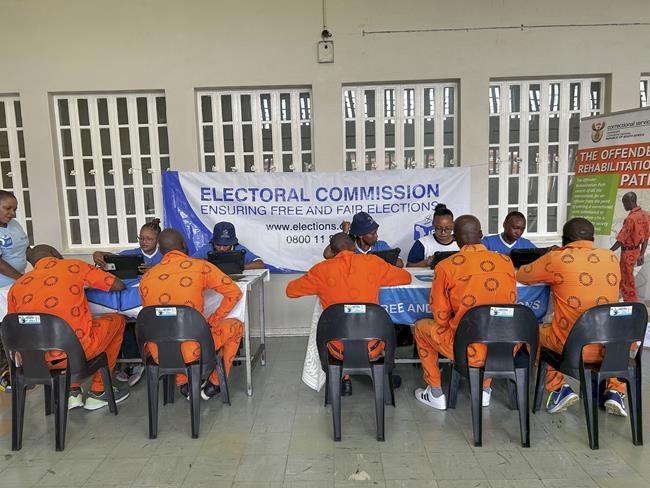 Election officials in South Africa rush to register 100,000 prisoners to vote | iNFOnews.ca