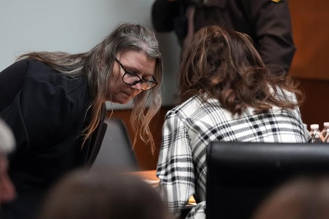 Testimony, closing arguments conclude in manslaughter trial of Michigan school shooter's mother | iNFOnews.ca