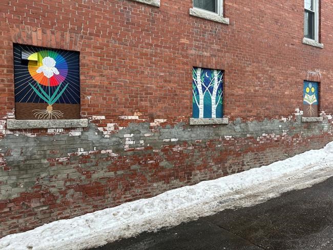 Town manager quits over anti-gay pressure in quaint New Hampshire town | iNFOnews.ca