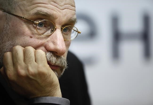 A Russian court orders the arrest of a bestselling writer over his support for Ukraine | iNFOnews.ca