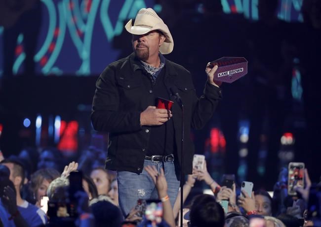 Toby Keith, country singer-songwriter, dies at 62 after stomach cancer diagnosis | iNFOnews.ca