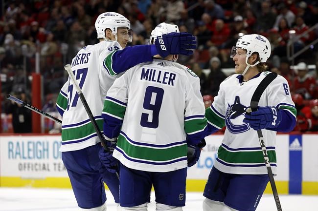 NHL roundup: Stephenson helps Golden Knights snap Oilers 16-game win | iNFOnews.ca
