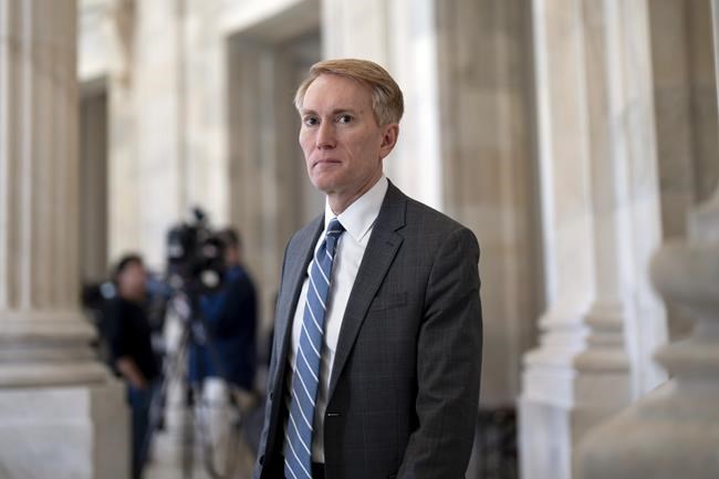 Abandoned by his colleagues after negotiating a border compromise, GOP senator faces backlash alone | iNFOnews.ca Abandoned by his colleagues after negotiating a border compromise, GOP senator faces backlash alone | iNFOnews.ca