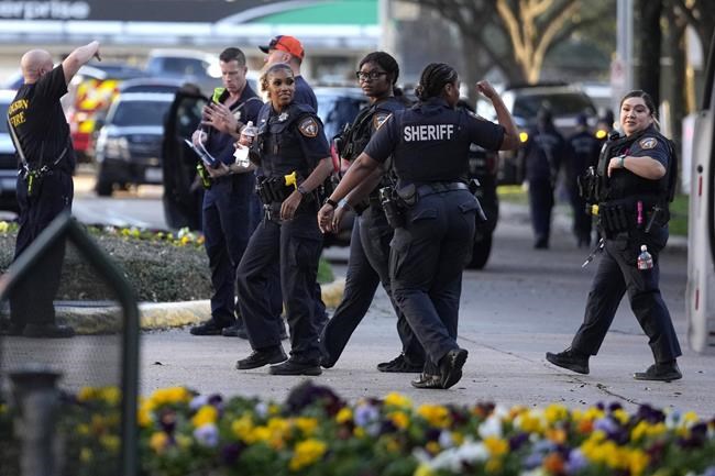 A shooter opened fire in a Houston church. Gunfire has also scarred other Texas places of worship | iNFOnews.ca A shooter opened fire in a Houston church. Gunfire has also scarred other Texas places of worship | iNFOnews.ca