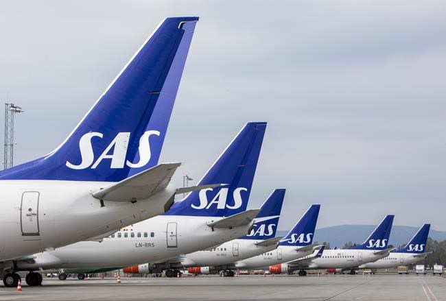 Airplane bumps into fence in third mishap in 2 weeks at Norway's main airport | iNFOnews.ca Airplane bumps into fence in third mishap in 2 weeks at Norway's main airport | iNFOnews.ca