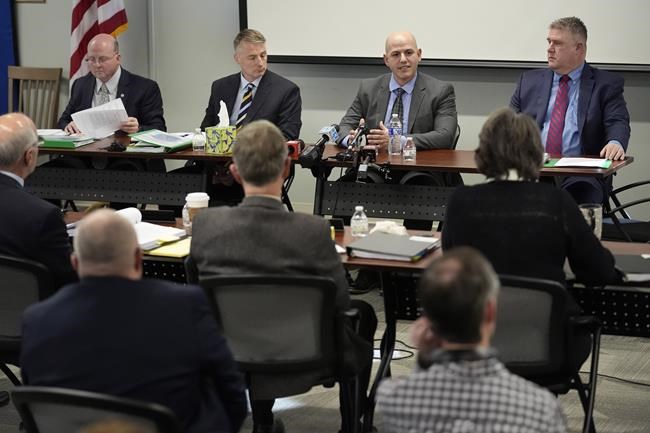 Maine police defend search for gunman who killed 18 last fall, saying they feared an ambush | iNFOnews.ca