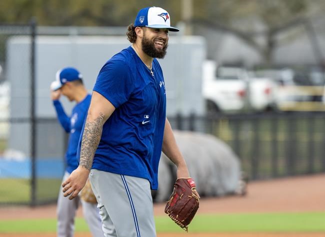 Toronto Blue Jays right-hander Manoah feeling confident again after a down year | iNFOnews.ca Toronto Blue Jays right-hander Manoah feeling confident again after a down year | iNFOnews.ca