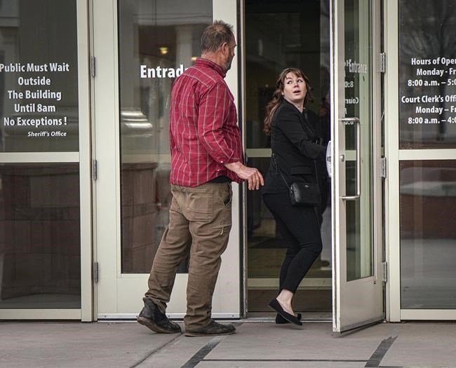 Jurors sworn in for trial of 'Rust' armorer in fatal 2021 shooting by Alec Baldwin | iNFOnews.ca