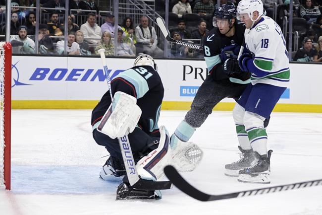 McCann, Eberle lead way as Kraken beat Canucks 5-2, extending Vancouver's skid to 4 | iNFOnews.ca