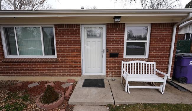 A former funeral home owner has been arrested after a corpse lay in a hearse for 2 years | iNFOnews.ca