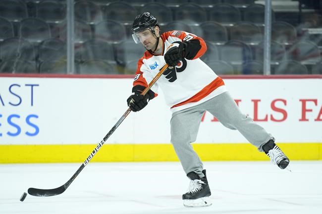 Senators-Flyers 2004 brawl in Philadelphia still holds NHL record for most penalty minutes | iNFOnews.ca