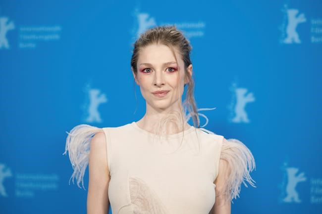 'Euphoria' star Hunter Schafer among protesters arrested during Biden’s appearance on ‘Late Night’ | iNFOnews.ca