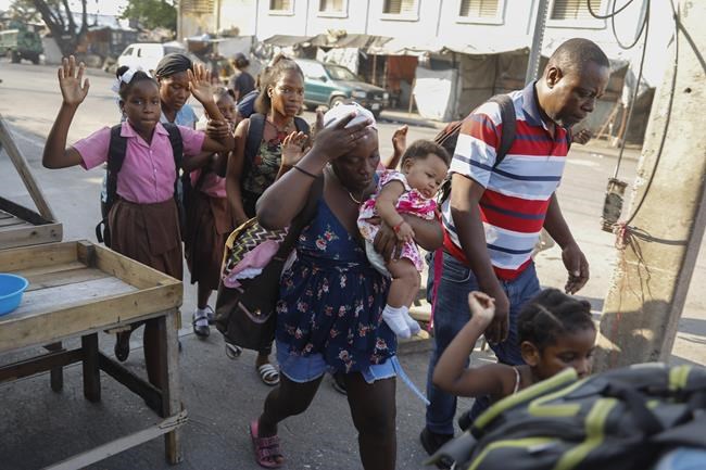 Gunfire paralyzes Haiti as powerful gang leader says he will try to detain police chief, ministers | iNFOnews.ca Gunfire paralyzes Haiti as powerful gang leader says he will try to detain police chief, ministers | iNFOnews.ca