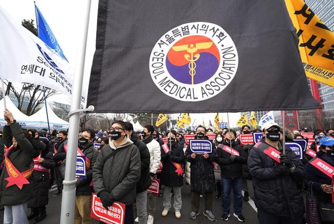 Thousands of Korean doctors face license suspensions as Seoul moves to prosecute strike leaders | iNFOnews.ca Thousands of Korean doctors face license suspensions as Seoul moves to prosecute strike leaders | iNFOnews.ca