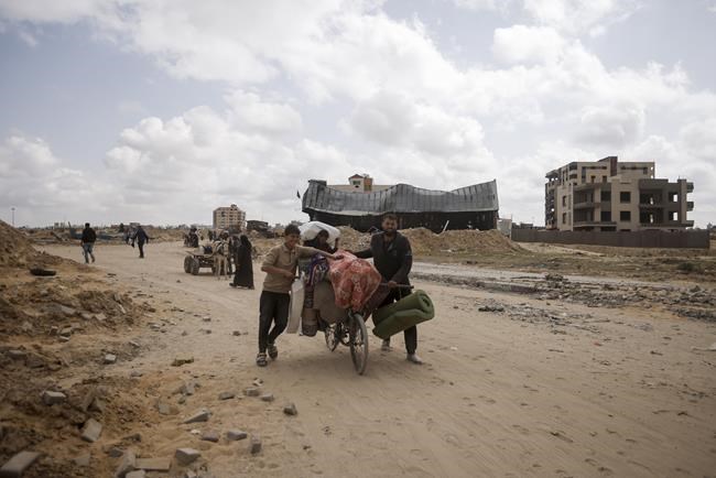 Pressure grows on Israel to open more aid routes into Gaza by land and sea as hunger spreads | iNFOnews.ca