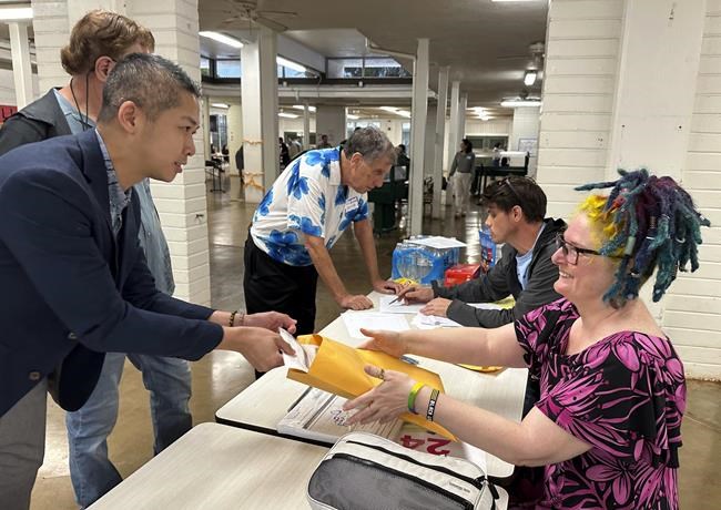 Biden wins Democratic caucuses in Hawaii as he moves closer to seizing the nomination again | iNFOnews.ca