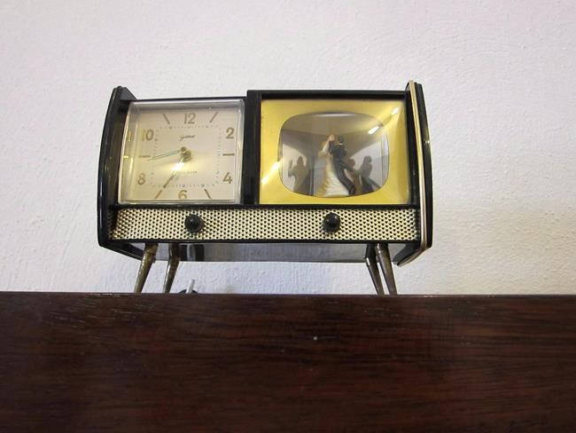 'Daylight saving time confuses me:' Canadians prepare to adjust clocks | iNFOnews.ca 'Daylight saving time confuses me:' Canadians prepare to adjust clocks | iNFOnews.ca