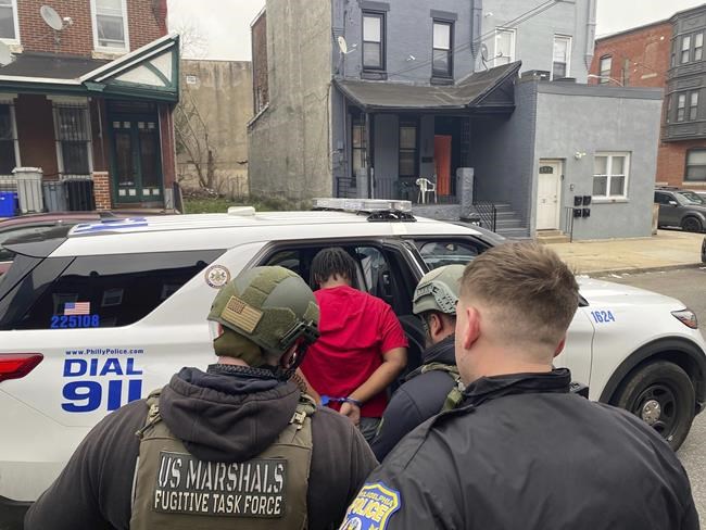 Last suspect sought in deadly bus shooting in Philadelphia, police say | iNFOnews.ca