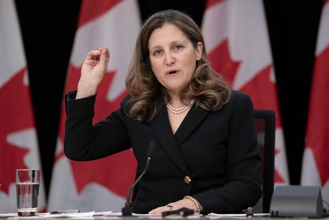 Will Ottawa meet its fiscal target? Economists split as deficit tracks higher | iNFOnews.ca