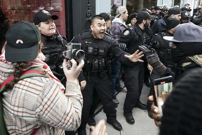 Toronto police make arrest as pro-Palestinian protesters rally outside Trudeau event | iNFOnews.ca Toronto police make arrest as pro-Palestinian protesters rally outside Trudeau event | iNFOnews.ca